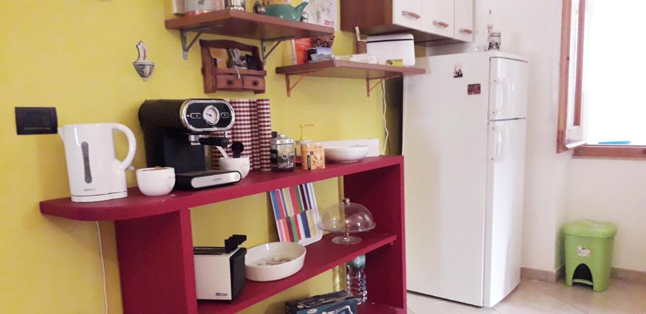 Monna Catarina B&B 사사리 외부 사진